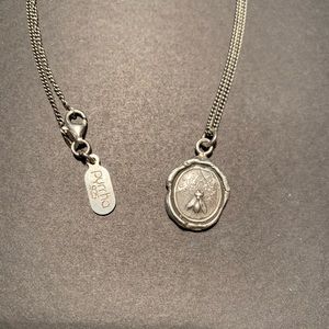 Pyrrha Bee “tireless” necklace and chain